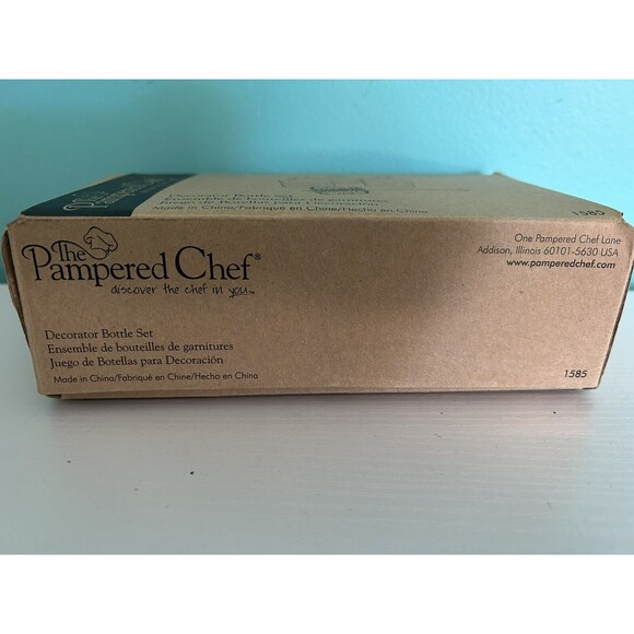 Pampered Chef  Decorator Bottle Set With Box 1585 Pre-Owned - Picture 6 of 8